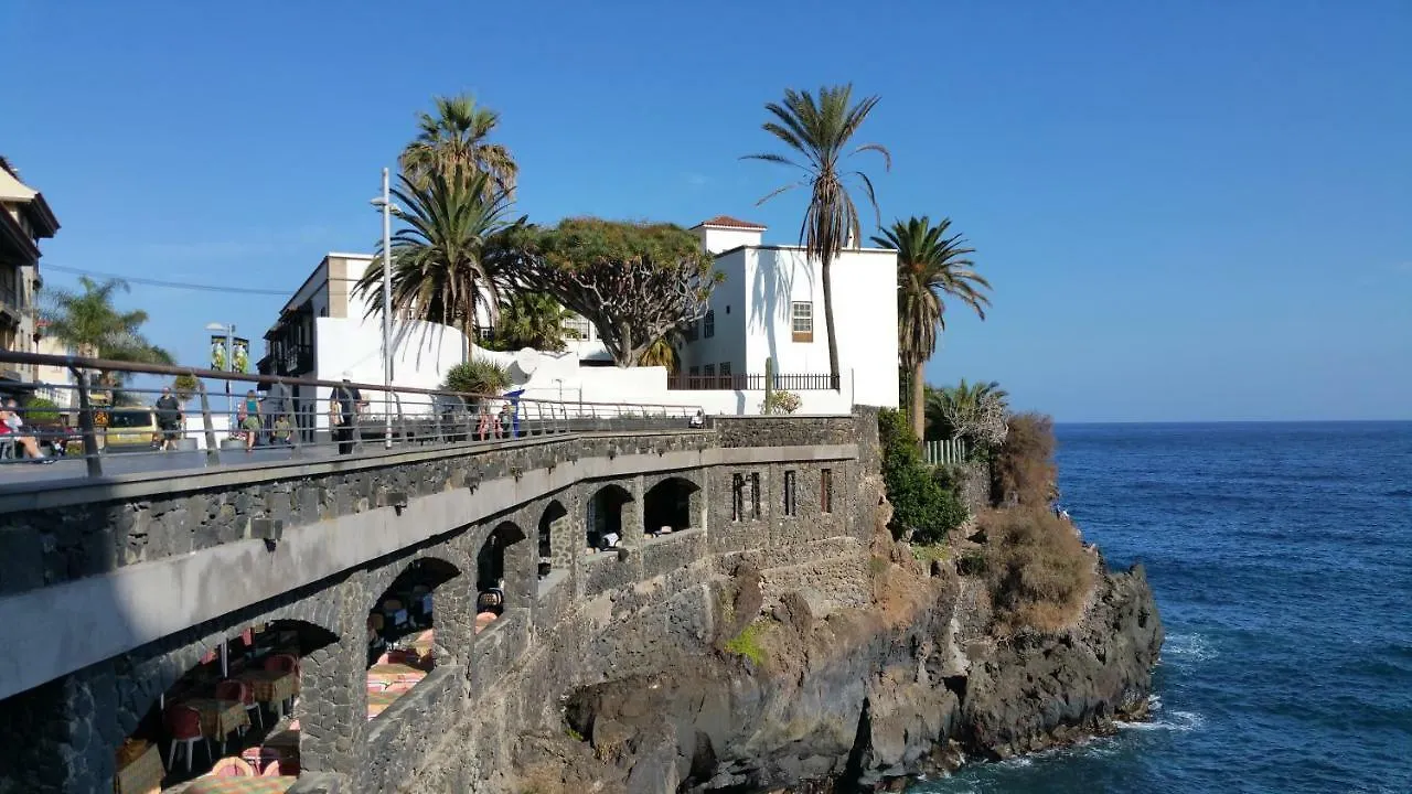 Atico Studio+Terraza+Wifi Ilimitado+Satelite Puerto de la Cruz  Puerto de la Cruz (Tenerife)
